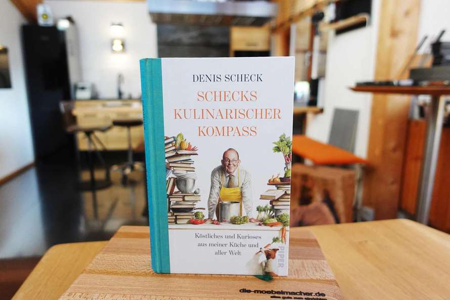 Autor Denis Scheck in Unterkrumbach 