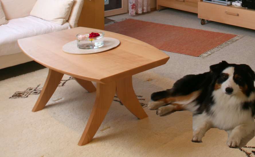 Buchencouchtisch 